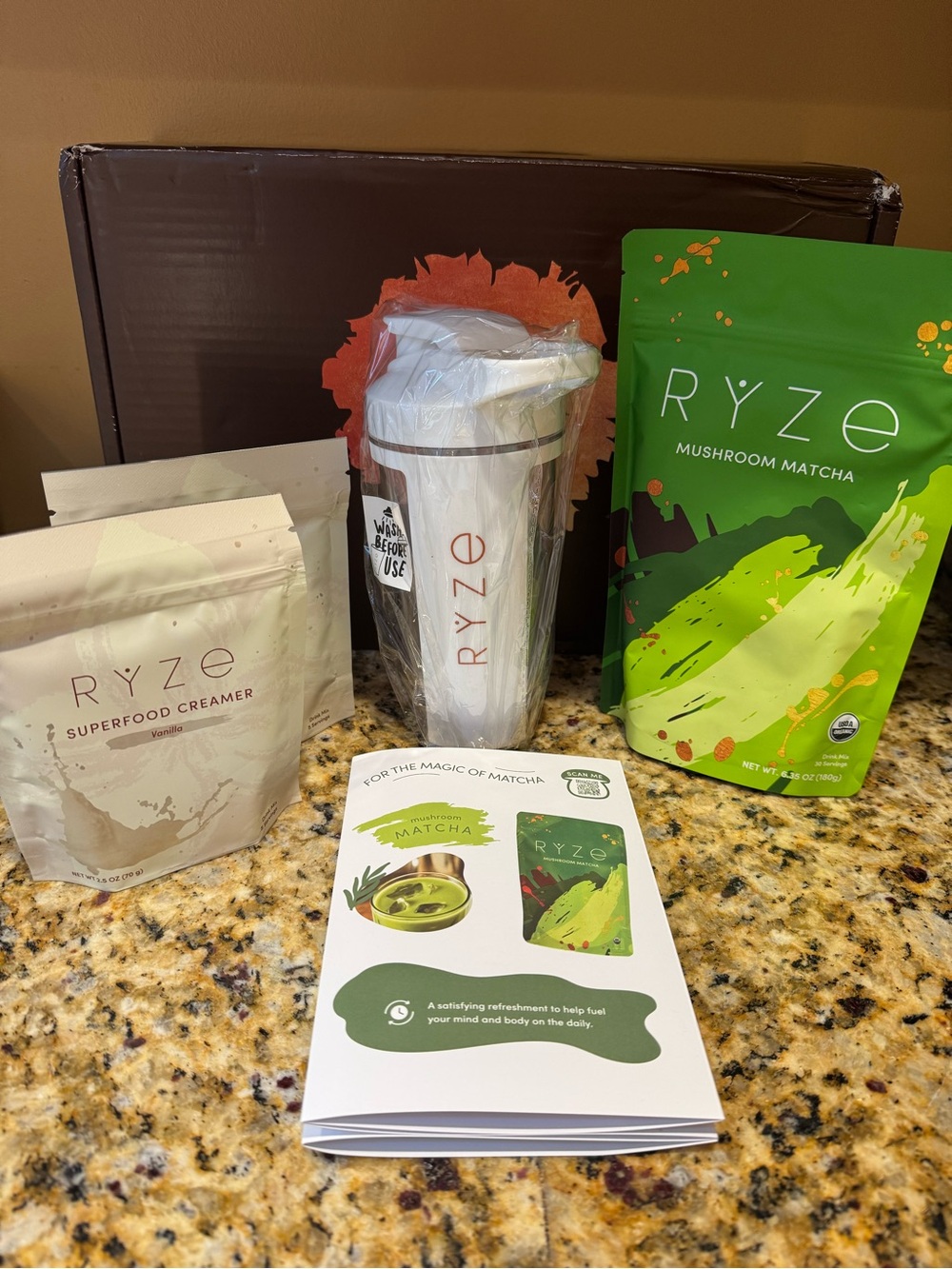 Matcha (1) Mushroom Organic with (2) vanilla creamer and plastic (1) shaker